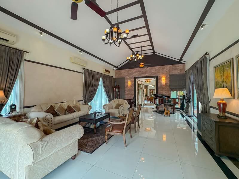 Bungalow for Sale in Bukit Jelutong (Shah Alam) - BILYA ARIFF - Living Room - PropertyGuru.com.my