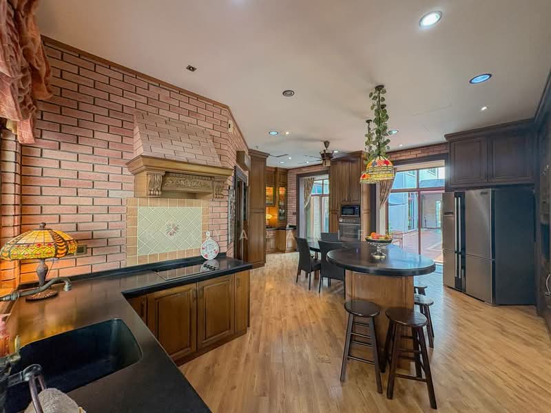 Bungalow for Sale in Bukit Jelutong (Shah Alam) - BILYA ARIFF - Kitchen - PropertyGuru.com.my