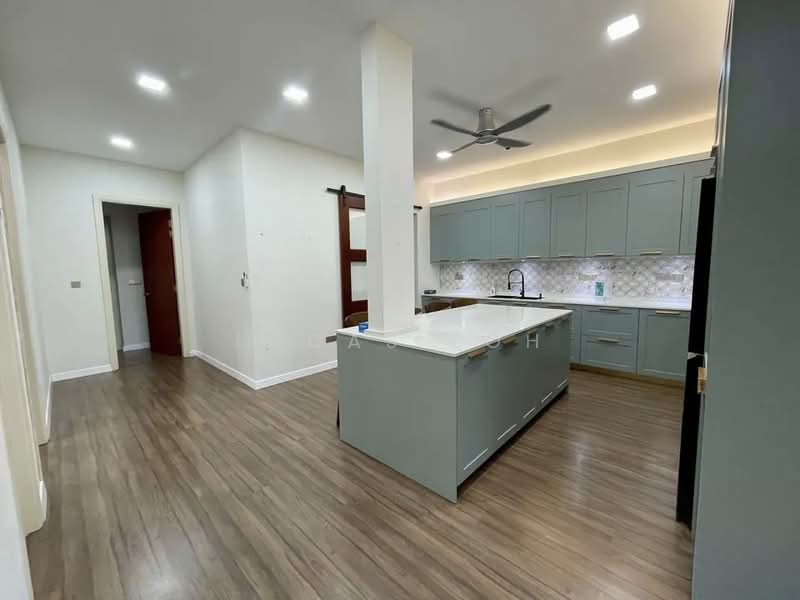 Semi-Detached House for Sale in Sungai Buloh (Selangor) - Lucas Loh - Kitchen - PropertyGuru.com.my