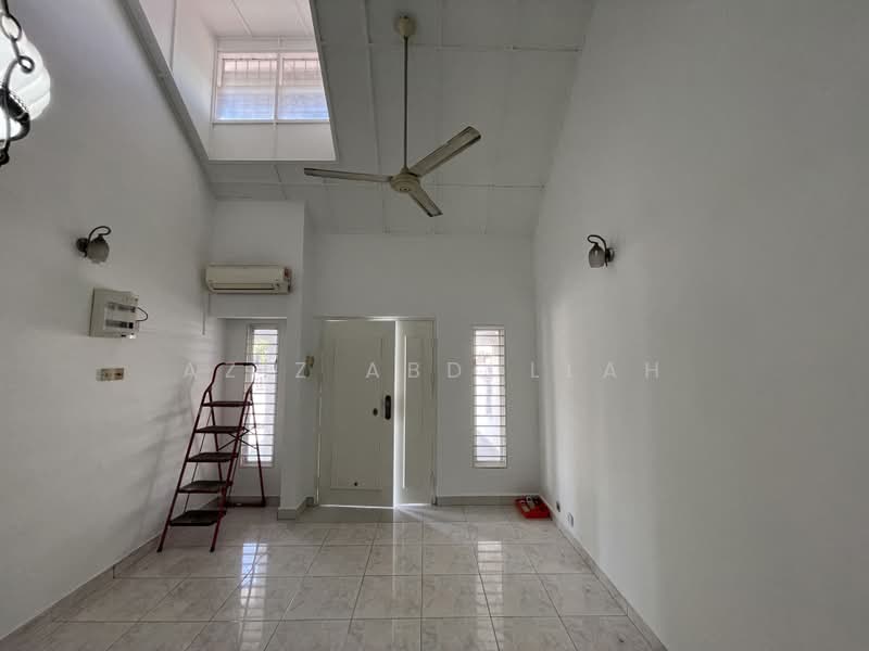 Rumah Teres 1.5 Tingkat untuk Dijual di Usj 2 (Subang Jaya) - Aziz Abdullah - PropertyGuru.com.my