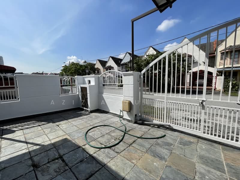 Rumah Teres 1.5 Tingkat untuk Dijual di Usj 2 (Subang Jaya) - Aziz Abdullah - PropertyGuru.com.my