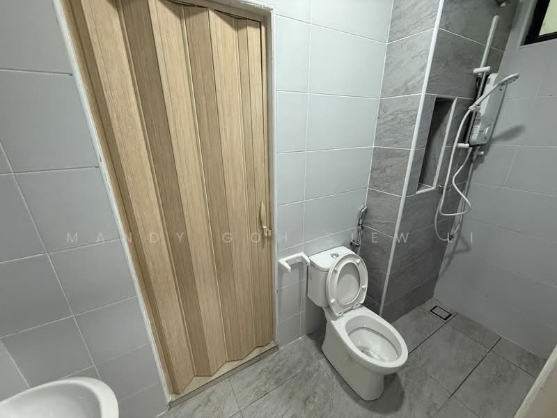Kondominium untuk Disewa di KSL Residence 2 @ Kangkar Tebrau - Mandy Goh Siew Li - Bathroom - PropertyGuru.com.my