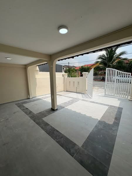 Rumah Teres 1 Tingkat untuk Dijual di Taman Johor Jaya (Johor Bahru) - Melinda Ee - Exterior - PropertyGuru.com.my