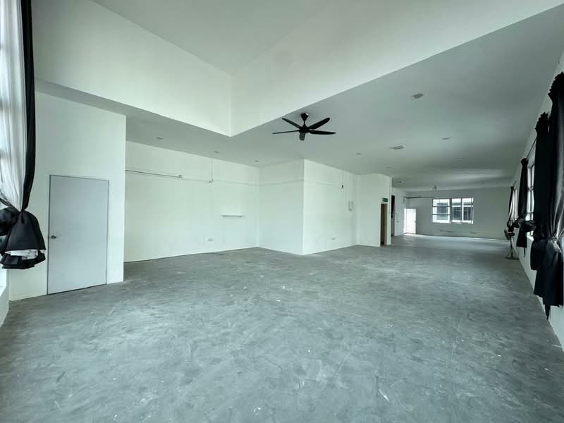 Shop / Office for Rent in Taman Mutiara Mas (Skudai) - Julie Yew - Interior - PropertyGuru.com.my