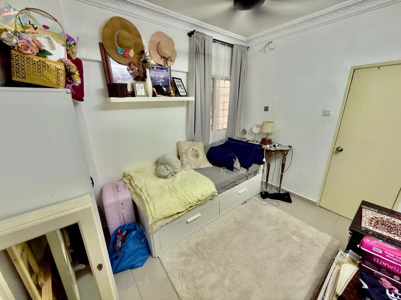 Kondominium untuk Dijual di Sri Lata @ Desa Petaling - Luqman Ramli - Bedroom - PropertyGuru.com.my
