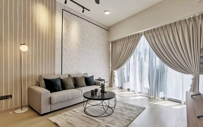 Kediaman Servis untuk Dijual di Star Residences Two - Levene Li - Living Room - PropertyGuru.com.my