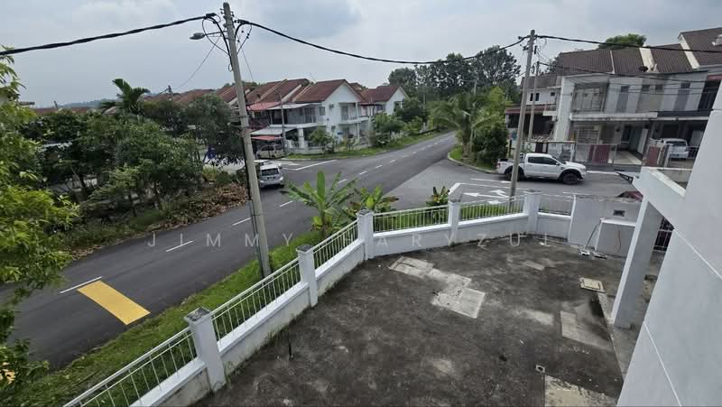 2-storey Terraced House for Sale in Alam Suria (Puncak Alam) - Jimmy Haryzul - Exterior - PropertyGuru.com.my