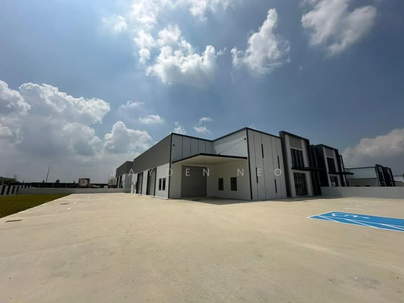 Factory for Rent in Eco Business Park 1 (Johor Bahru) - Jayden Neo - Exterior - PropertyGuru.com.my