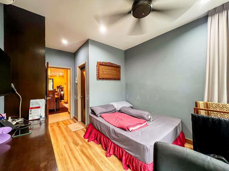 Bungalow for Sale in Bukit Rahman Putra (Sungai Buloh) - Amzar Faiz - PropertyGuru.com.my