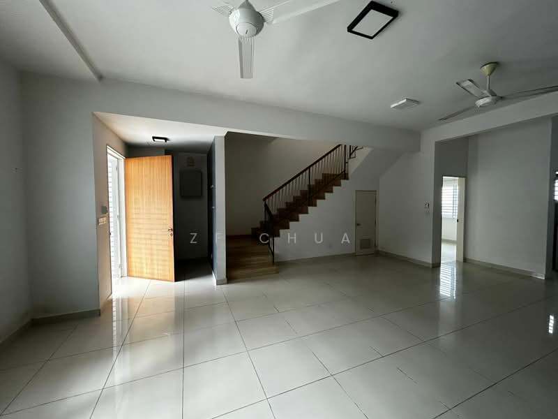 2-storey Terraced House for Sale in Cyberjaya (Selangor) - ZF Chua - Living Room - PropertyGuru.com.my