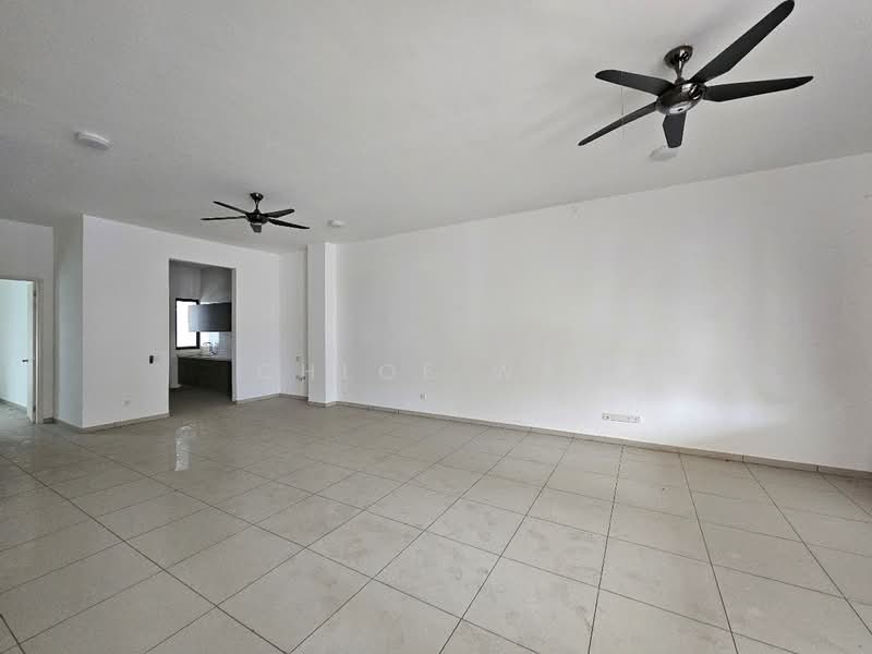 Rumah Teres 2 Tingkat untuk Dijual di Eco Majestic (Semenyih) - Chloe Wai - Living Room - PropertyGuru.com.my