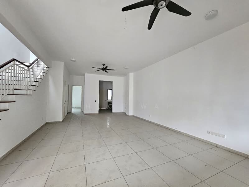 Rumah Teres 2 Tingkat untuk Dijual di Eco Majestic (Semenyih) - Chloe Wai - Living Room - PropertyGuru.com.my