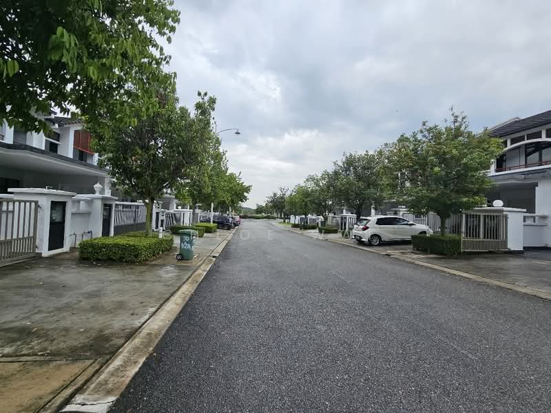 Rumah Teres 2 Tingkat untuk Dijual di Eco Majestic (Semenyih) - Chloe Wai - Exterior - PropertyGuru.com.my