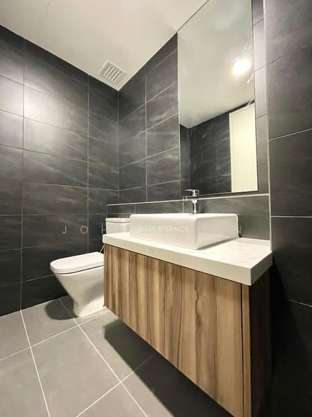Servis Apartment untuk Dijual di NOVUM - Johnny Tan - Bathroom - PropertyGuru.com.my