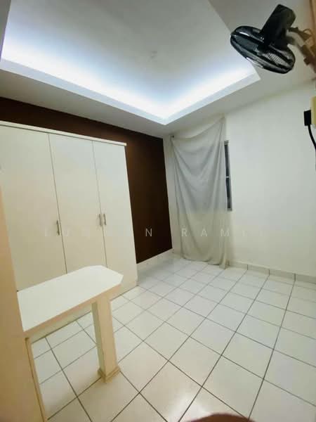 Kondominium untuk Dijual di Widuri Impian - Luqman Ramli - Bedroom - PropertyGuru.com.my