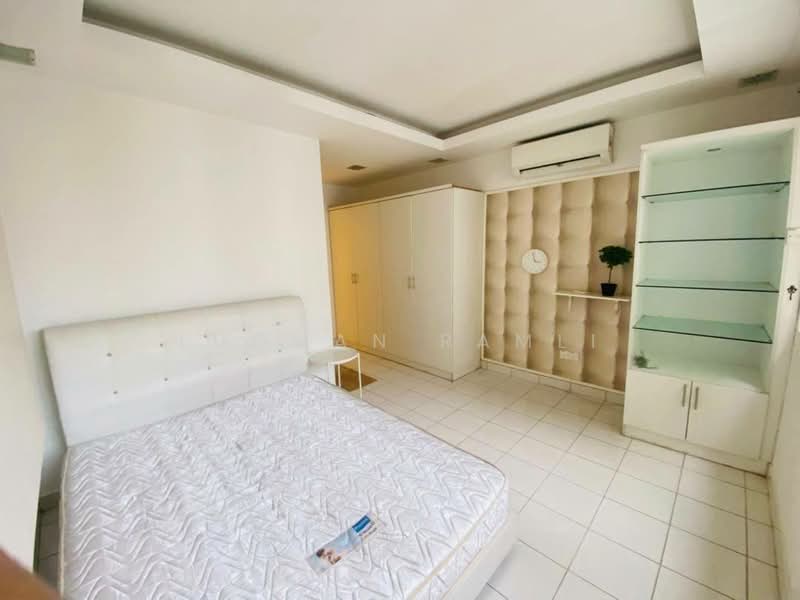 Kondominium untuk Dijual di Widuri Impian - Luqman Ramli - Bedroom - PropertyGuru.com.my