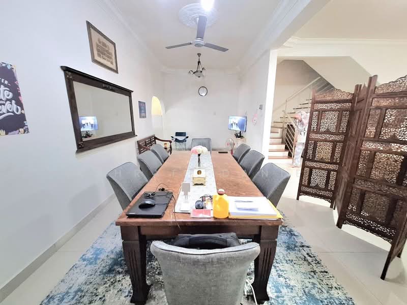 Rumah Teres 2.5 Tingkat untuk Dijual di Klang (Selangor) - Ashraff Daniel - Dining Room - PropertyGuru.com.my