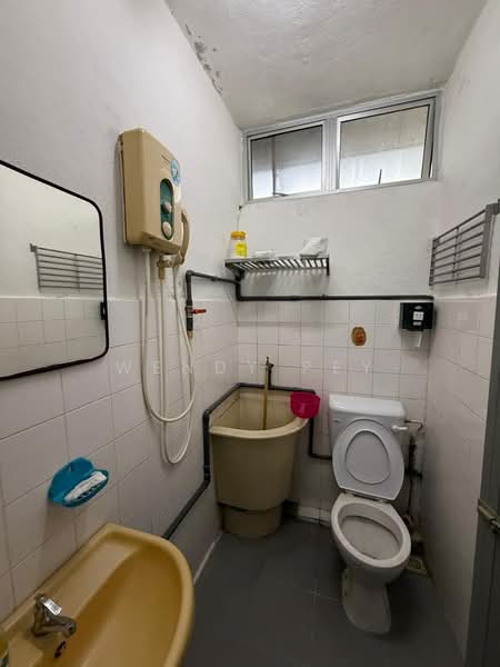 Kedai untuk Dijual di Taman Tangling Jaya (Simpang Ampat) - Wendy Pey - PropertyGuru.com.my