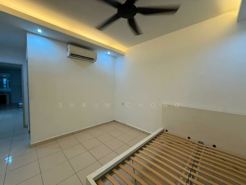 Condominium for Sale at Pearl Avenue - Shaun Chong - Bedroom - PropertyGuru.com.my
