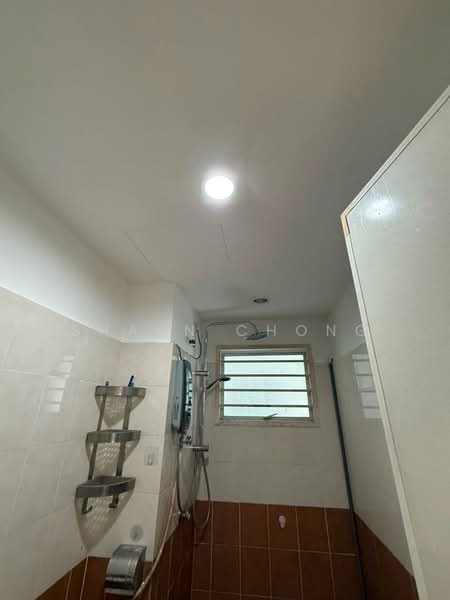 Condominium for Sale at Pearl Avenue - Shaun Chong - Bathroom - PropertyGuru.com.my