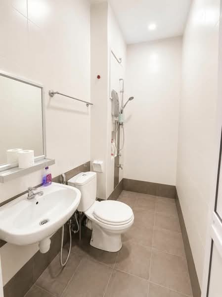 2-storey Terraced House for Sale in Setia Tropika (Johor Bahru) - Shereen Wong - Bathroom - PropertyGuru.com.my