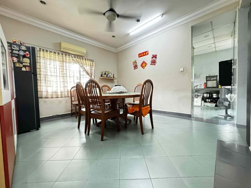 Rumah Teres 2.5 Tingkat untuk Dijual di BANDAR PUCHONG JAYA (Puchong) - Jayden Lee - Dining Room - PropertyGuru.com.my