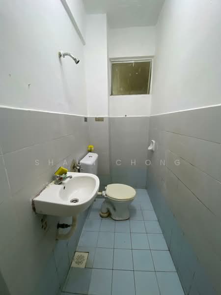 Pangsapuri untuk Dijual di Seksyen 15 Bandar Baru Bangi - Shaun Chong - Bathroom - PropertyGuru.com.my