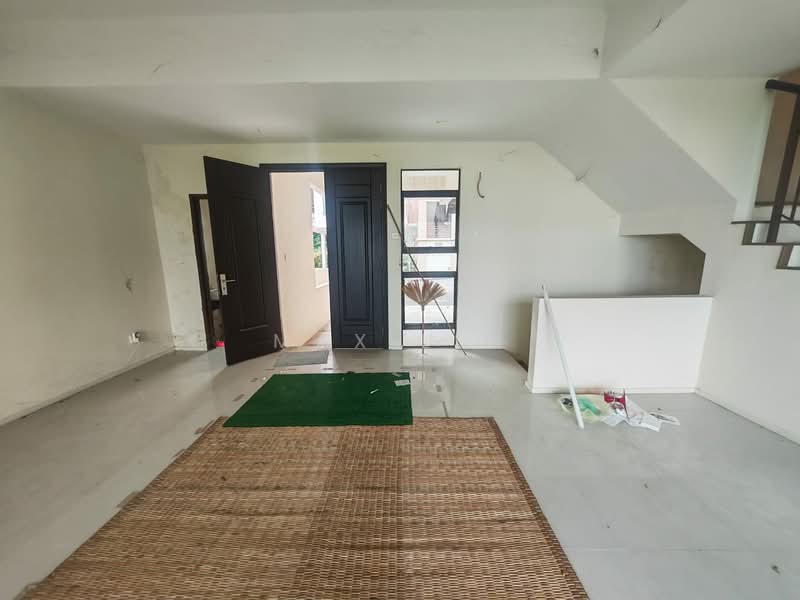 3-storey Terraced House for Sale in Tanjung Bungah (Penang) - Max Lim - Entrance - PropertyGuru.com.my