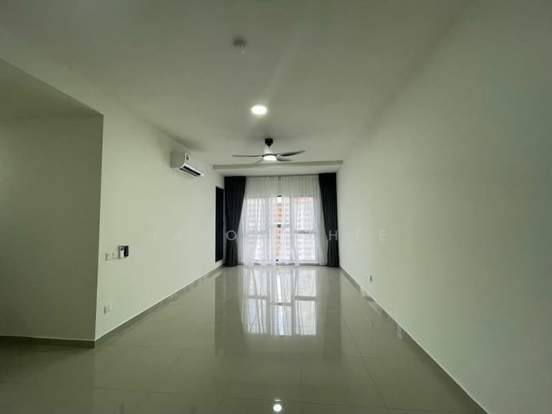 Servis Apartment untuk Disewa di D'Cosmos Residences - Jason Chee - Living Room - PropertyGuru.com.my
