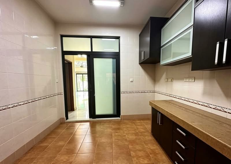 2-storey Terraced House for Sale in Ara Damansara (Selangor) - Ryan Soo - Kitchen - PropertyGuru.com.my