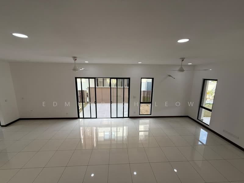 2-storey Terraced House for Rent in Rawang (Selangor) - Edmund CH Leow - Living Room - PropertyGuru.com.my