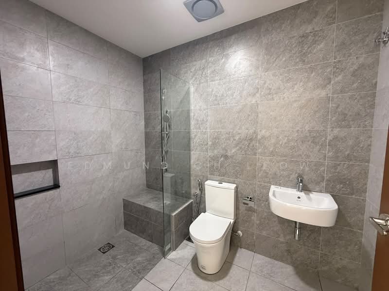 2-storey Terraced House for Rent in Rawang (Selangor) - Edmund CH Leow - Bathroom - PropertyGuru.com.my