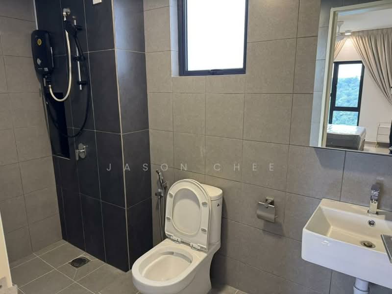 Servis Apartment untuk Disewa di D'Cosmos Residences - Jason Chee - Bathroom - PropertyGuru.com.my