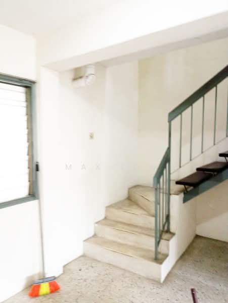 Pangsapuri untuk Dijual di Dahlia Apartment - Max Low - Interior - PropertyGuru.com.my