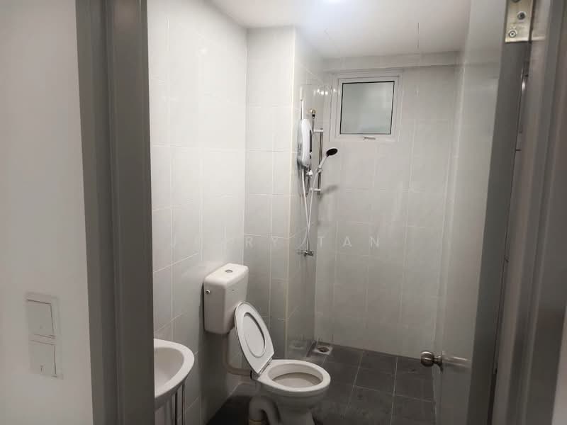 Kondominium untuk Disewa di The Zen - Jerry Tan - Bathroom - PropertyGuru.com.my