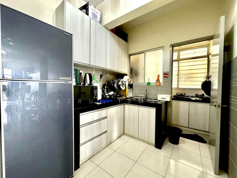 Kondominium untuk Dijual di Symphony Heights (Simfoni Heights) - Azrul Ismail - Kitchen - PropertyGuru.com.my