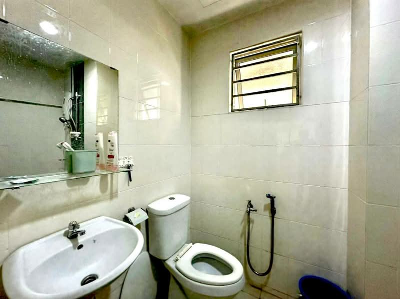 Kondominium untuk Dijual di Symphony Heights (Simfoni Heights) - Azrul Ismail - Bathroom - PropertyGuru.com.my