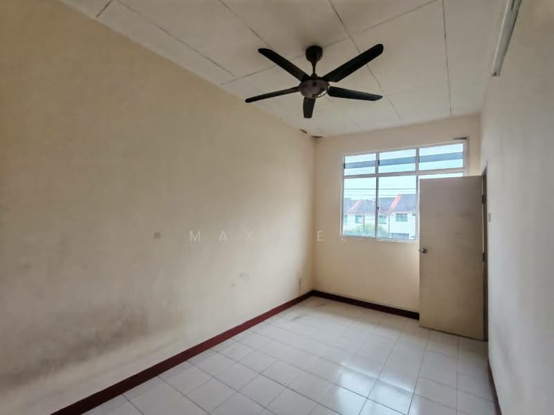 2-storey Terraced House for Rent in Bandar Putra (Kulai) - Max Yee - Interior - PropertyGuru.com.my
