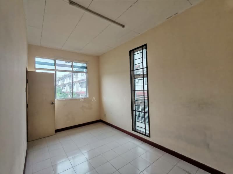 2-storey Terraced House for Rent in Bandar Putra (Kulai) - Max Yee - Interior - PropertyGuru.com.my