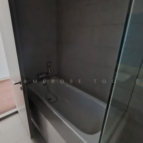 Condominium for Rent at Residensi Astrea - Ambrose Too - Bathroom - PropertyGuru.com.my
