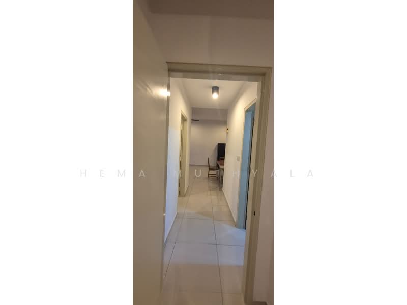 Kondominium untuk Disewa di Mirage By The Lake - Hema Muthyala - Corridor - PropertyGuru.com.my