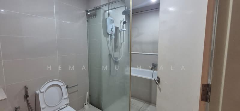 Kondominium untuk Disewa di Mirage By The Lake - Hema Muthyala - Bathroom - PropertyGuru.com.my