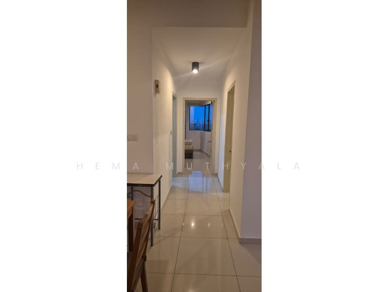 Kondominium untuk Disewa di Mirage By The Lake - Hema Muthyala - Corridor - PropertyGuru.com.my