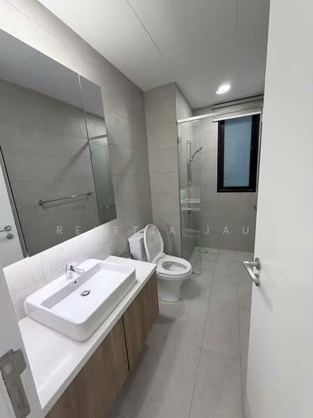 Servis Apartment untuk Disewa di Kami - Renetta Jau - Bathroom - PropertyGuru.com.my