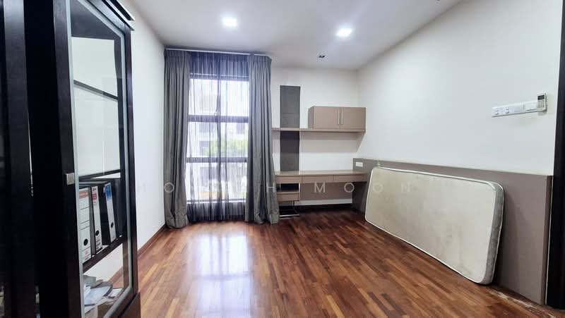 Rumah Berkembar untuk Dijual di Bandar Sungai Long (Selangor) - Ho Kah Moon - Study - PropertyGuru.com.my