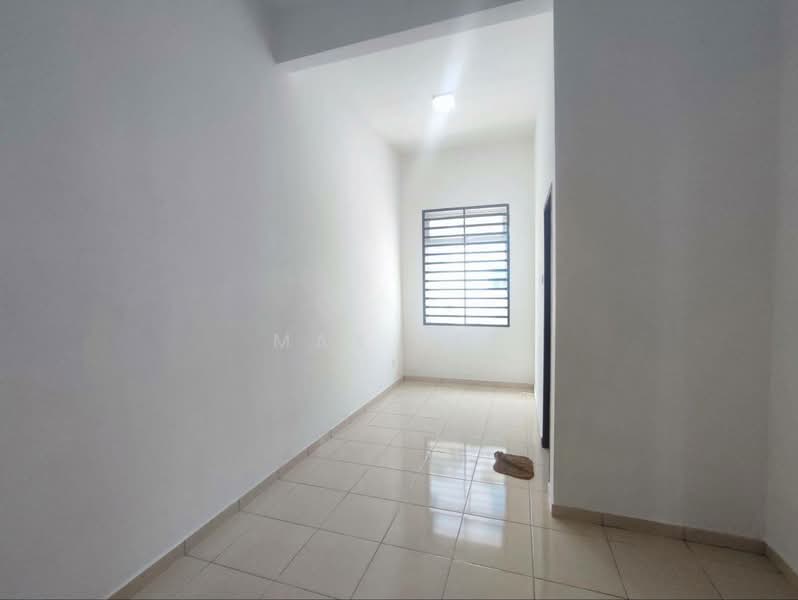 2-storey Terraced House for Rent in Kelapa Sawit (Kulai) - Max Yee - Interior - PropertyGuru.com.my