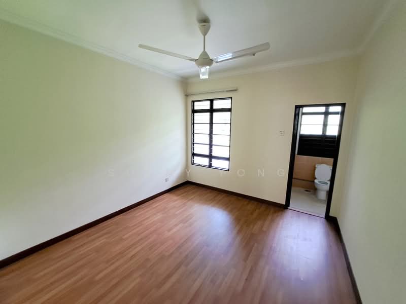 2.5-storey Terraced House for Sale in Bandar Kinrara Seksyen 5 (Bandar Kinrara) - SUNNY YONG - Interior - PropertyGuru.com.my