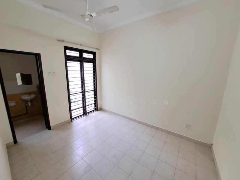 2.5-storey Terraced House for Sale in Bandar Kinrara Seksyen 5 (Bandar Kinrara) - SUNNY YONG - Interior - PropertyGuru.com.my