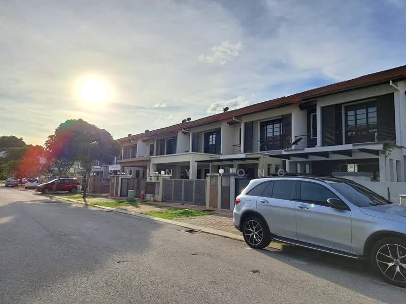 2.5-storey Terraced House for Sale in Bandar Kinrara Seksyen 5 (Bandar Kinrara) - SUNNY YONG - Exterior - PropertyGuru.com.my