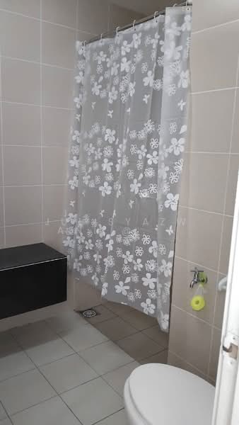 Rumah Teres 2 Tingkat untuk Disewa di Rawang (Selangor) - Julisyazwani @ Wani - Bathroom - PropertyGuru.com.my